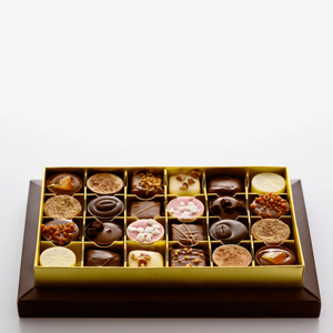 Harris & James Classic Chocolate Selection Gift Box 24 Pieces